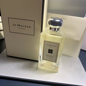 Jo Malone Honeysuckle & Davana